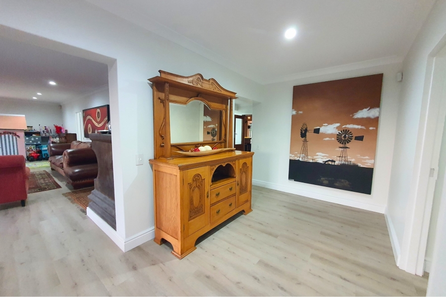 3 Bedroom Property for Sale in Vierlanden Western Cape